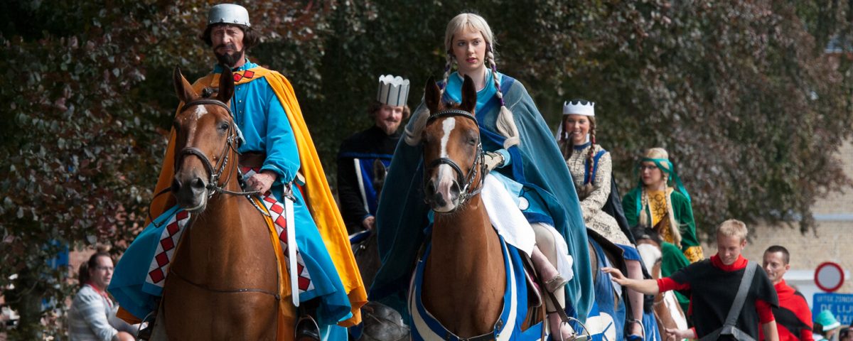 Banner Processie Paarden